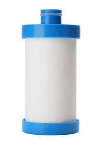 El prefiltro es un dispositivo instalado en el extremo frontal del suministro de agua doméstico. Puede filtrar impurezas de partículas grandes como sedimentos y óxido en el agua, y el elemento filtrante se puede reemplazar para un uso conveniente. Se puede instalar en múltiples escenarios como grifos de ducha, duchas de techo, grifos de lavadora y juegos de ducha.