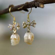 Pearl Skull Earrings Hypoallergenic Hand-Carved Freshwater Pearl Halloween Wedding Gothic Punk Bow Jewelry Gift For Her Birthday Christmas