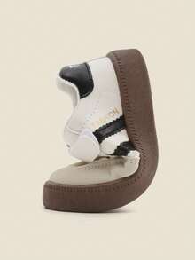 1 双儿童男女休闲运动鞋，带钩环，软底多功能运动鞋，适合所有季节 - 米色 - 查看 9