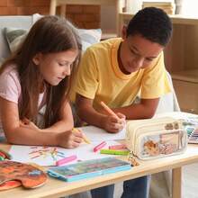 Bonito Estuche para Lpices de Carpincho, Caja de Almacenamiento de Papelera con Pegatinas y Otras decoraciones, Lapiceras Escolares de Gran Capacidad con 4 Compartimentos para La Escuela, Oficina - Blanco+25 - Ver 10