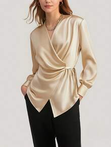 Blusa Elegante de Cetim Champanhe com Amarração na Cintura, Moda para o Ambiente de Trabalho