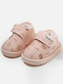 1 双儿童卡通熊图案合成皮革毛绒钩环低帮平底可爱款冬鞋，易于穿脱，适合秋冬季日常室内外短途旅行