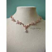 Elegant Ethereal White Floral Rose Gold Choker Necklace, Regal Bridal Whimsical Cottagecore Wedding Choker, Fantasy Fairycore Jewelry Set