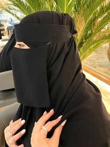 1件装女士穆斯林复合纱布系带头巾式口罩，舒适柔软，防紫外线，多用途头巾，适合日常搭配，可与长袍搭配（尺寸因人而异） - 黑色 - 查看 4