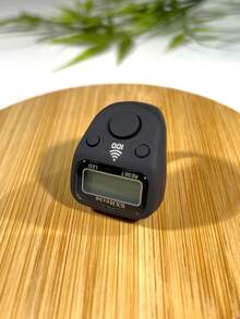 LED Finger Counter With Night Light Indicator, Silicone Material, High Quality, Hundred Reminder Function, 3 Buttons For Counting, Reset, Backlight Display, Convenient Ring Counter For Praying, Knitting, Fitness Tracking And More