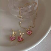 A 3-Piece Y2K Heart-Shaped Earrings And Necklace Set, Featuring Cute And Sexy Alloy Jewelry For Ladies. It's Perfect For Daily Wear, Dates, Vacations, Parties, And Valentine's Day Gifts - 粉色 - 查看 5