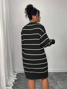 Vestido casual de mujer talla grande con bloques de color y rayas acanaladas en negro - Negro - Ver 2