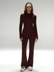 Áo khoác cổ cao có khóa kéo, thiết kế eo thon, cổ tay có lỗ xỏ ngón tay giữ ấm, dáng suông giúp kéo dài chân, thiết kế bộ đồ đồng bộ, bộ đồ tập cổ cao có lỗ xỏ ngón tay, bộ đồ định hình vòng ba, bộ đồ thể thao tôn dáng, bộ 2 món áo khoác cổ cao có khóa kéo và quần legging cạp cao cho nữ mùa xuân - màu nâu - Xem 5