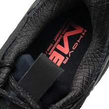 Under Armour UA HOVR Mega 2 MVMNT Unisex Sportlich Lässig Schuhe, leichtes atmungsaktives Mesh Obermaterial, bequeme Passform, geeignet für Sport und Reisen, empfehlen 0,5-1 Größe größer zu bestellen, Schwarz 3026629-001