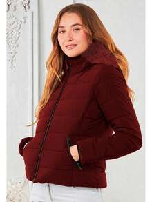 Chamarra para mujercon cierre frontal y bolsillos laterales con capucha y diseño moderno moda casual Chamarra Capitonada Moda Dama Moderna Forro Peluche Moderna - Rojo - Ver 2