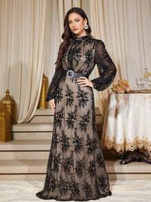 优雅迷人的长袖蕾丝舞会礼服，立领喇叭下摆，镂空设计，非常适合女士晚礼服