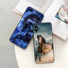Mattes Handyhülle für iPhone 16 Plus 15 14 13 12 11 Pro Max Mini 7 8 XR 16Pro XSMax Blumenlaufendes weißes Pferd schwarze weiche Hülle - UUAZA04 - Übersicht 3