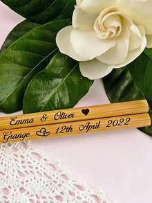 Đũa ăn cá nhân hóa khắc laser theo yêu cầu - Tên của bạn có thể được khắc lên đó. Chống trơn trượt, chống ẩm và dễ vệ sinh. Thích hợp cho nhà hàng, khách sạn và căng tin trường học. Hoàn hảo để sử dụng tại nhà, làm quà tặng sinh nhật và quà tặng ngày lễ. Kiểu dáng thời trang, tinh tế và chất lượng cao. - Nhiều màu - Xem 4