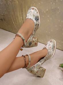 Geeyea A Pair Of Women's Embroidered High Heels, Thick Heel Design, Special High Heels, Unique High Heels, Luxurious And Gorgeous, Very Suitable For Party Wear With Cheongsam Skirt - Màu be - Xem 4