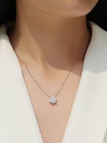 BLOVEMEE 1pc 925 Silver 0.7ct Moissanite Snowflake Necklace, Suitable For Daily Wear, Commute, Party, Vacation, Birthday, Valentine's Day, Mother's Day, Wedding Anniversary, Christmas, Women's Jewelry Gift