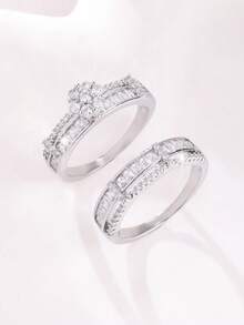 2 piezas Juego de anillos de moda de lujo para mujer, incrustados con circonita cúbica blanca sintética brillante, diseño multielemental, joyería fina para bodas y compromisos de mujer, accesorios elegantes para fiestas y bodas, regalo romántico
