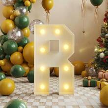 28.74 英寸 LED 发光字母 A-Z - 易于组装，电池供电，是生日、求婚、婚礼、活动的理想之选 - 暖光