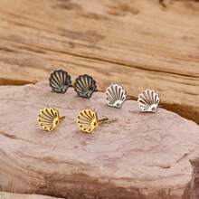 1 Pair Of Stainless Steel Shell Pattern Simple And Niche Design Light Luxury Design Stud Earrings, Ladies Stainless Steel Animal Stud Earrings, Fashionable Jewelry Gift
