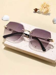 1 para modnych, ekskluzywnych, spersonalizowanych okularów bez makijażu