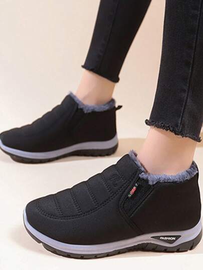 Novas botas de neve quentes e impermeáveis para casais, botas versáteis com forro de pelúcia grosso e antiderrapantes para mulheres