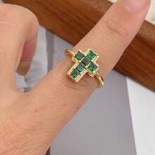 Anello aperto minimalista con croce dorata, intarsiato in rame con zircone cubico, gioiello religioso personalizzato da donna, adatto per uso quotidiano/credenti religiosi