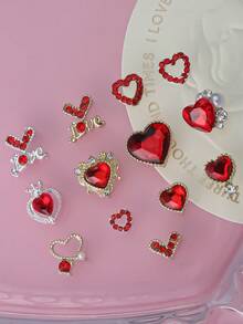 30 Stücke Mix Valentinstag Luxus Herz Krone gestapelte Diamanten glänzende rote Diamanten Nagel Dekoration 3D Legierung Liebe Nagel Dekor Dekorationen Geschenk für Mädchen Nagel Edelsteine Nagel Zubehör für vielseitige DIY Accessoires zum Verzieren von Nägeln, Schuhen, Kleidung, Taschen, Basteleien und mehr