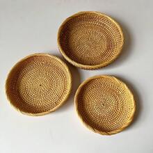 1pc Round Rattan Woven Storage Basket Natural Material Organizer Tray For Fruits, Snacks, Candies; Multi-Purpose Handmade Storage Container For Living Room, Kitchen Counter, Desk; Perfect For Tabletop Decoration And Home Organization; Durable, Lightweight Natural Basket With Elegant Woven Design; Ideal Gift Idea For Spring And Summer Decor, Housewarming, Or Office Setup - Khaki - View 9