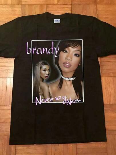 Camiseta unisex con estampado gráfico de Brandy Norwood - Camiseta casual de cuello redondo negra con diseño "Never Say Goodbye", lavable a máquina, ajuste regular para hombres y mujeres, ropa de temporada, diseño de texto audaz, ropa cómoda
