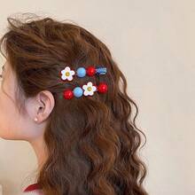 1个/2个发夹，尺寸5厘米*2厘米*2厘米，甜美活泼的“冰糖山楂”主题发夹套装，采用耐用的ABS塑料（ABS树脂）和光泽亚克力材质制成，拥有可爱俏皮的糖果色设计——鲜艳的红色、天蓝色和亮白色，精致的花瓣细节，以及光泽珠饰，打造出卡哇伊风格，可牢固地固定头发。 - 彩色 - 查看 4