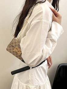 1pc Pu Fashion Retro Mini Fashion Coin Small Square Bag, Versatile Niche Design Fashion Shoulder Crossbody Bag, Comfortable Shoulder Strap For Easy Play, Smooth Long Style, Versatile And Not Picky, Suitable For Daily Travel, Shopping, Commuting Use, Is A Perfect Gift For Friends - Multicolor - View 3