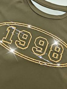 Áo crop top tay ngắn cổ tròn in họa tiết đá Rhinestone viền tương phản LOVE JOYY - màu nâu - Xem 6