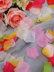 Romantic Style Petal Shaped Delicate Edge Artificial Flower Petals, Multi-Color, Suitable For Wedding Ceremony, Proposal Decoration