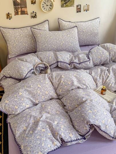 3/4pcs Soft & Comfortable Bedroom Bedding Set, Includes 1 Duvet Cover, 1 Bed Sheet, 1/2 Pillowcases, Shell Edge Crochet Lace Trim, Purple Floral Pattern, High-Quality For Bedroom, Dorm, Home Use, Multiple Sizes Available