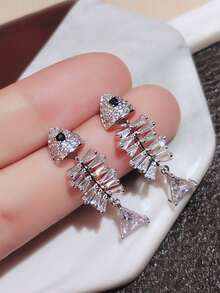 1 对优雅的鱼骨吊坠耳环，创意动物设计，适合日常佩戴或派对，派对配饰，闪亮耳环，奇特耳环 - 銀色2 - 查看 3