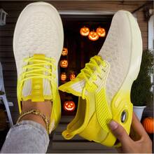 Comfortable,Casual,Commuter,Mothers Day Gifts ,Holiday,Halloween,Christmas,Personalized,Halloween Women's Fashion,Fallfreshnes,Women's Sneakers - Available In Three Colors: Bright Pink, White And Bright Orange. Women's Casual Shoes, Lightweight Blade Sole, Breathable Knit, Lace-Up Rebound Cushioning, Suitable For Walking And Tennis, Sports Style2025 Autumn New Arrivals Women's Lightweight Stylish Sneakers - Low-Top  Sole For All-Day Wear, Casual Sneakers |   Low-Top Sneakers |   Lace-Up Closure, Comfortable, Non-Slip, Lace-Up Casual Sneakers With Cushioned Insoles, White Stripe Design (These Shoes Are Perfect For Swapping With Friends At The Start Of The New School Year. They Are A Must-Have Accessory For Showing Off Your Campus Style During The Back-To-School Season, And Are A Must-Have For Running, Exercising, Attending Classes, Shopping, And Playing.) . They Are A Must-Have Item For Halloween Costume Outfits And Also Very Suitable For Wearing With Clothes In The Autumn Season.