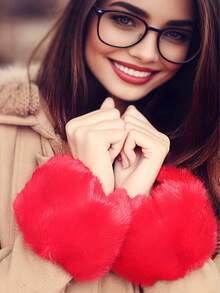 1 对人造毛皮短腕袖，优雅的单色毛绒腕袖，柔软的人造毛皮腕套，冬季腕袖温暖毛绒腕袖，人造毛皮短腕袖，模拟狐狸毛设计，优雅可爱的女士露指手臂保暖袖，适合日常穿着、派对、新年活动，搭配外套、毛衣、连衣裙 - 彩色 - 查看 4