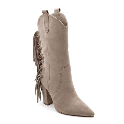 Afferma il tuo stile con bottes western à franges, au talon carré e au bout pointu, pour unlook moderne