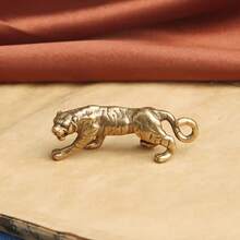 Brass Material Tiger Bronze Sculpture Ornament, Indoor Desktop Decoration, Small Tiger, Antique Bronze Color - 銅虎 - 查看 1