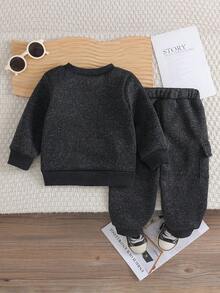 男婴秋冬两件套服装，深灰色卫衣+工装裤套装