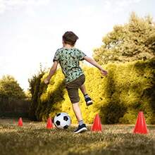 KINJOEK 30 Packs 9 Inch Sports Training Cones Traffic Cones With Rounded Edges For Safety Soccer Football Basketball Coaching Agility Drill Training Field Marker Cones Redgift - as pic - View 5