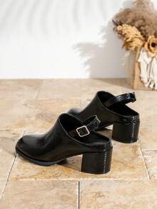 Retro Women's Closed Toe Chunky Heel Mules, Fashion Pointed Toe Backstrap Buckle High Heel Sandals - Black - View 6