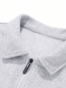 秋冬季加大码男士灰色卫衣，宽松版型，加绒保暖，宽松腹部设计显瘦，长袖翻领，适合外穿。