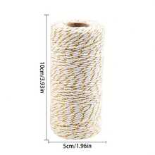 100m/328ft Weihnachtsrote und weiße Verpackungsleine, Verstärker der Weihnachtsatmosphäre! Geeignet für Weihnachtsgeschenkverpackung, X-Baum-Dekorationen, Aufhängelinien zur Dekoration gemütlicher Szenen und Schaffung einer komfortablen Umgebung, Hinzufügen einer festlichen Atmosphäre. Kann als dekorative Leine, Feiertags-Leine verwendet werden. Strapazierfähiges und flexibles Material. Ideale Wahl für Partyplaner und DIY-Enthusiasten zum Umwickeln von Leinen und Aufhängen von Feiertags-Beleuchtung.