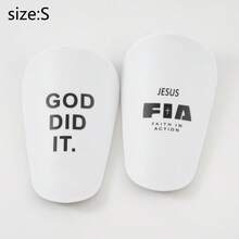 1 par de espinilleras de fútbol con diseño de cruz mini, protectores de pierna para adultos con clip - Espinilleras de fútbol mini gruesas - Adecuadas para todas las temporadas