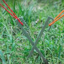 2/8支装加厚帐篷地钉，多功能户外地钉，适用于露营帐篷、天篷、防水织物地面固定，适用于大风天气，易于使用和操作。 - 彩色 - 查看 7