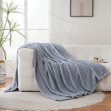 Throw Blanket - Soft & Fluffy Fleece, Cute & Aesthetic, Perfect For Sofa, Couch, Chair, Bed, Living Room & Bedroom, All-Season Use, Plush & Cozy Decorative Blanket