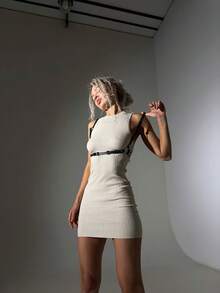 1. 时尚女士PU皮革束身衣 - 可调节胸带哥特式身体装饰腰带，适合日常穿着和万圣节装扮 - 黑色 - 查看 5