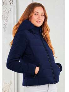 Chamarra para mujercon cierre frontal y bolsillos laterales con capucha y diseño moderno moda casual Chamarra Capitonada Moda Dama Moderna Forro Peluche Moderna - Azul Marino - Ver 4
