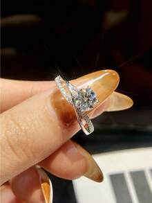 1件 1克拉 D色莫桑石 4爪單鑽戒指，奢華浪漫女性新娘珠寶，週年紀念禮物 - 四爪莫桑鑽環-1ct - 查看 8