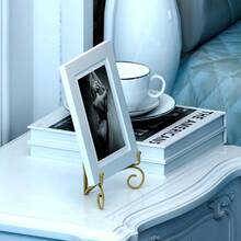 Plate Display Stands With Hinged Folding Design 8 Inch Picture Frame Stand For Tables Decorative Easels For Plates Photos Cards And Books 8 Gold - 金色 - 查看 7